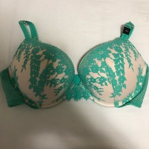 Victoria’s Secret bra